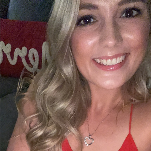 Meet your Posher, Rachel - Picture 7 of 14